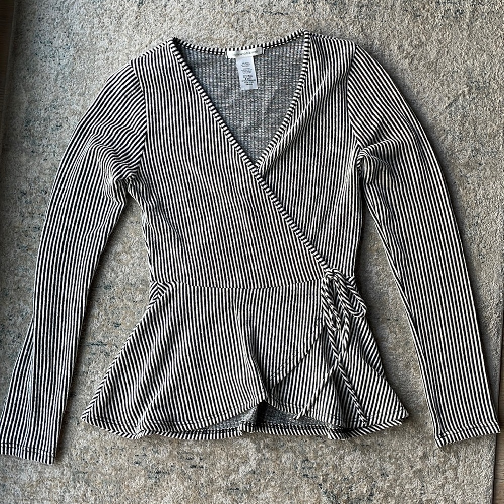 Black & white stripped wrap shirt